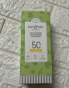 Dot & Key Cica Niacinamide Sunscreen