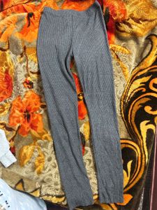Comfortable Gray Knit Leggings combo