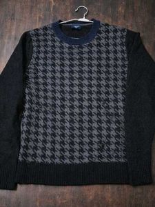 Houndstooth Pattern Pullover Sweater