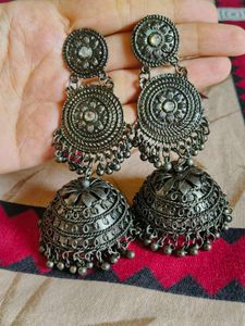Silver Jhumka Earrings