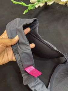 strap less paded bra