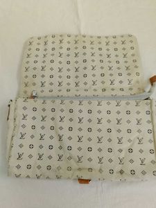 Louis Vuitton (Envelope) No Code