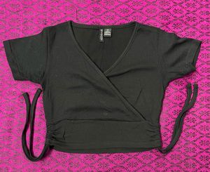 black drawstring crop top small