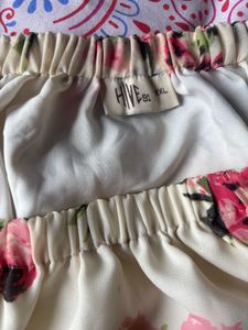 Hive91 Off-Shoulder Floral Crop Top | Size XXL