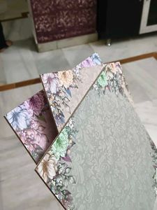 Elegant Floral Gift 🎁