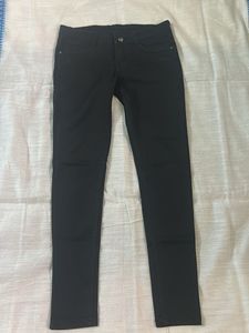 Black Skinny Jeans