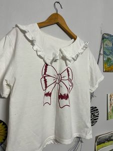 Cute Bow Graphic Tee🎀