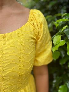 Bright Hakoba Dressssss 💛🙌🏼😍