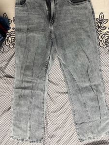 Gray Cropped Denim Jeans