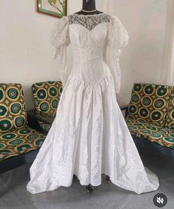 French Lace Vintage 80&#39;s Gown
