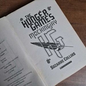 The Hunger Games Mocking Jay By Suzanne Collins