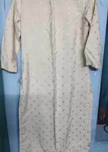 Avassa Elegant Women&#39;s Kurta - XS