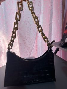 Chic Black Chain Shoulder Bag