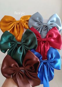 SET OF 6 BIG SCRUNCHIES 🎀
