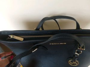 Michael Kors (First Copy)Tote Bag - Black