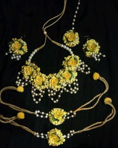 Floral Haldi Jewelry Set