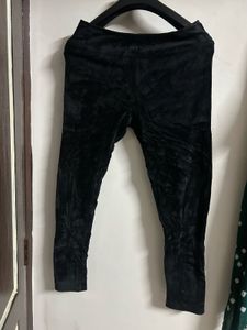 Velvet Leggings - Soft & Stylish