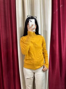 Yellow Highneck Pullover