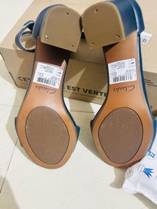Clarks Collection Navy Heels