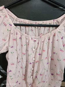 Chic Floral Puff Sleeve Smocked Top