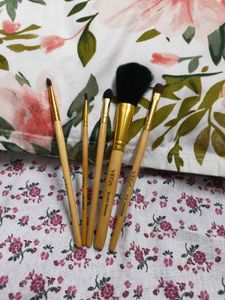 Vega Makeup Brush Set Of 5