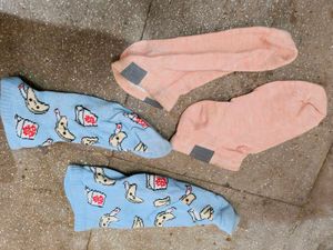 socks 2 pair