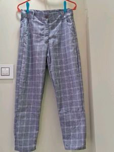 girls grey plaid pants (size 28-29)