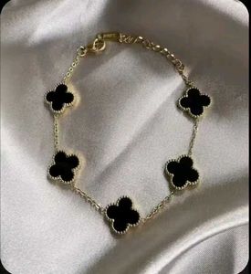 Clover Bracelet✨