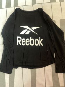 Reebok Black Long Sleeve T-Shirt(crop tshirt)