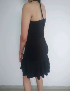 New Party Wear Classy Black Mid Dress... Unused..B