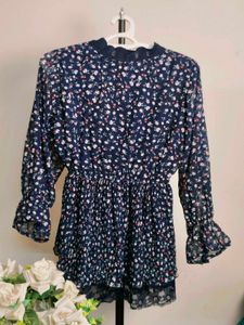 Floral Print Pleated Blouse