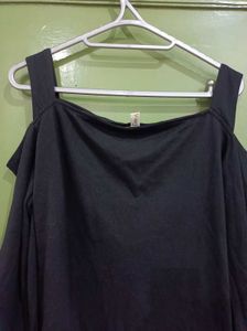 Black 🖤 Top