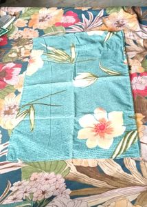 Floral double bedsheet with 2 pillow cover