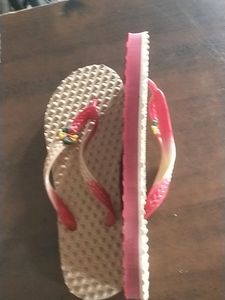 Rupani R Star Slipper