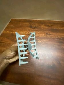 Set of 2 Matte Hair Claw Clips – Pink &amp; Grey