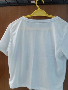 SSS White Crop Top📍