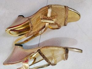 Heel Sandle,colour Golden