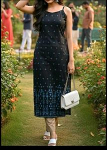 🍷(6) Top , Kurti, Hair Serum , Pendant >>>Combo