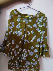 Floral Casual Top