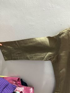 Kurtha With Embroidery