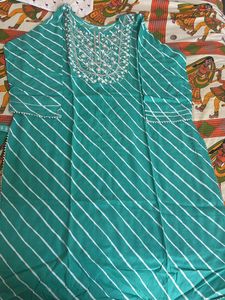 Very Smart Laheriya Kurta Plazzoo Set With Chiffon