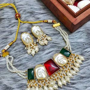 Elegant Necklace & Earring Set