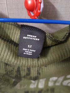Olive Graphic Tank Top