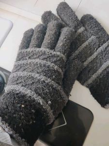 Warm Knit Gloves
