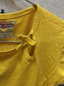 Yellow tshirt