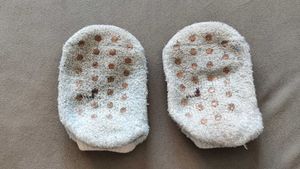 Kicks &amp; Crawl Teddy Face Patch Pair Of 2 Socks