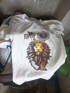 Lion Graphic Tee - White Hindu