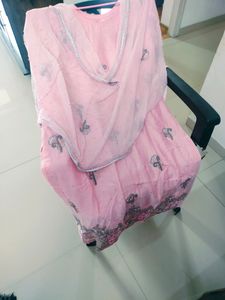 Beautiful Fully Embroidered Pink,Moti,Pearl Suit.❤