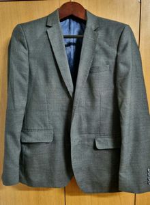 MEN GREY TEXTURED SLIM FIT FORMAL BLAZER 42"