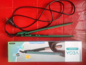 Vega Hair Straightener🦋
